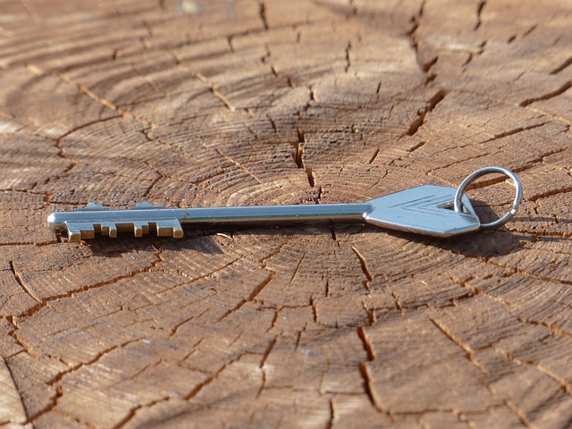 カギ屋の取扱品目の多さに驚き！